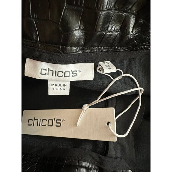 Chicos Faux Crocodile Wide Leg Crops 2.5 - Picture 6 of 9